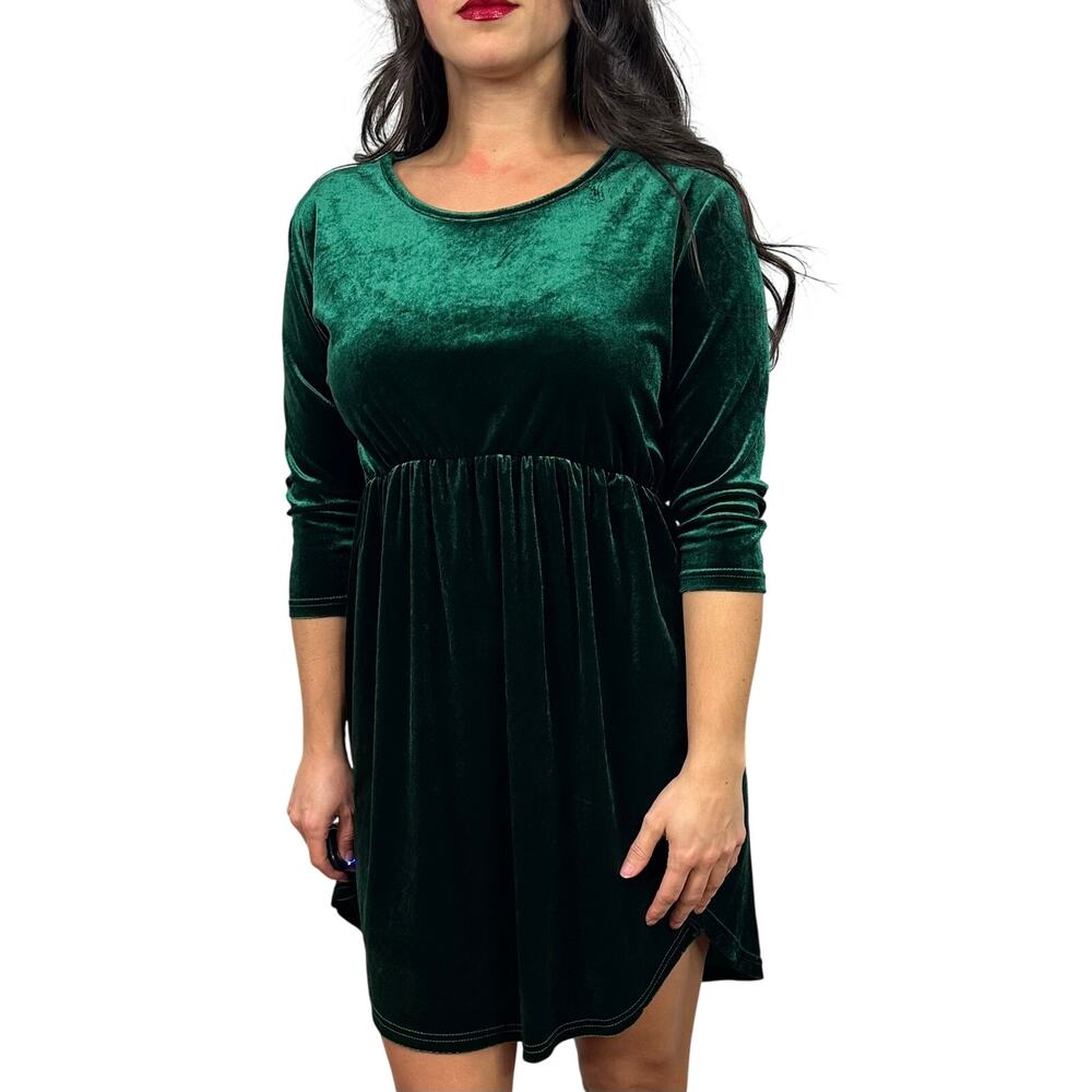 Amaryllis Forest Green Velvet Empire Waist 3/4 Length Sleeve Dress - Picture 2 of 8
